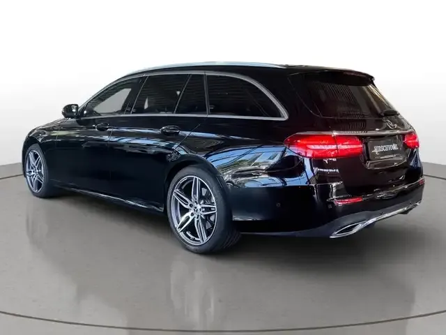 Mercedes-Benz E 400