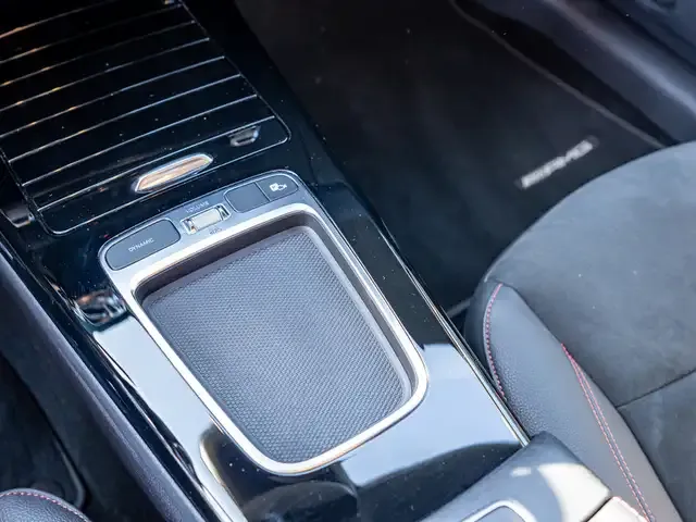 Mercedes-Benz CLA 220