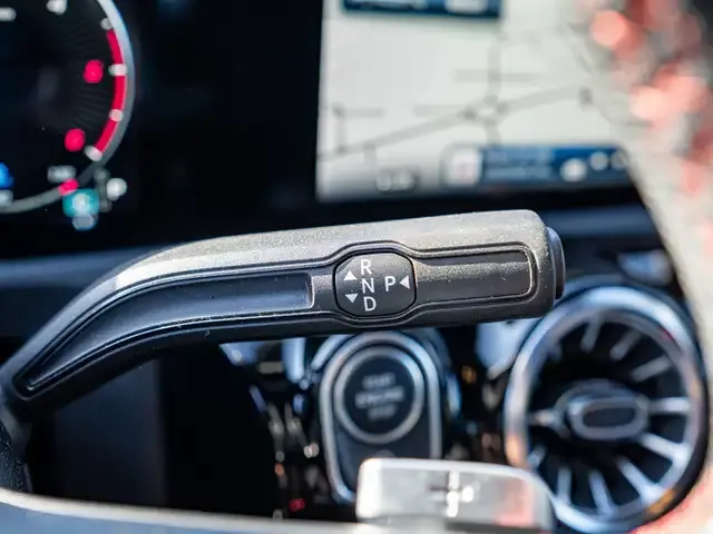 Mercedes-Benz CLA 220
