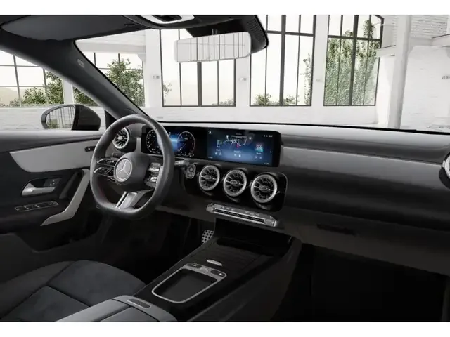 Mercedes-Benz CLA 220