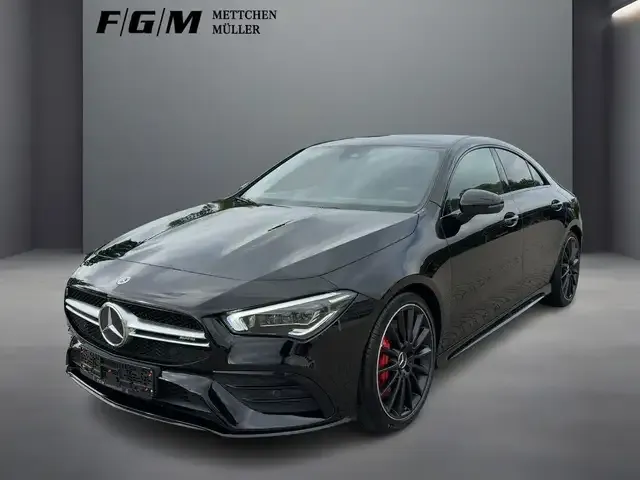 Mercedes-Benz CLA 35 AMG