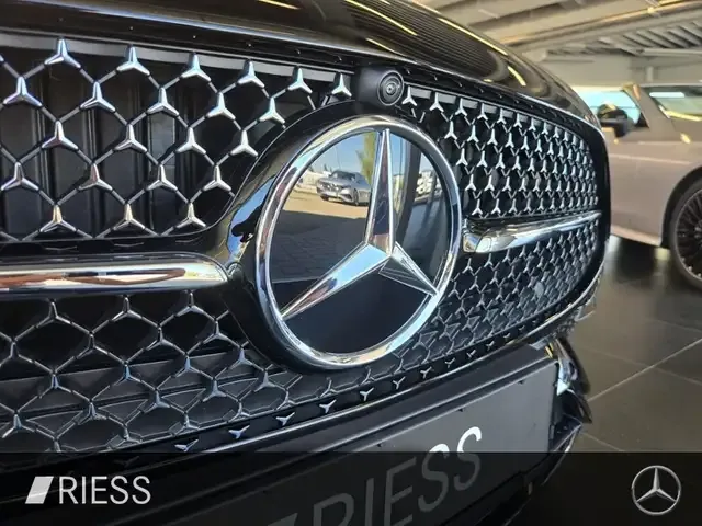 Mercedes-Benz CLE 200