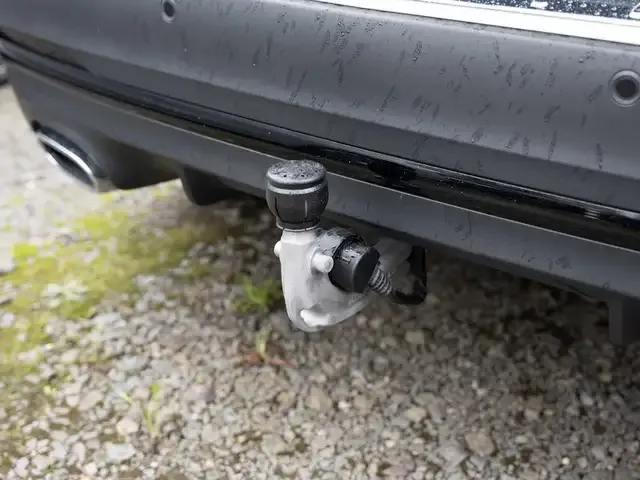 Mercedes-Benz GLA 220