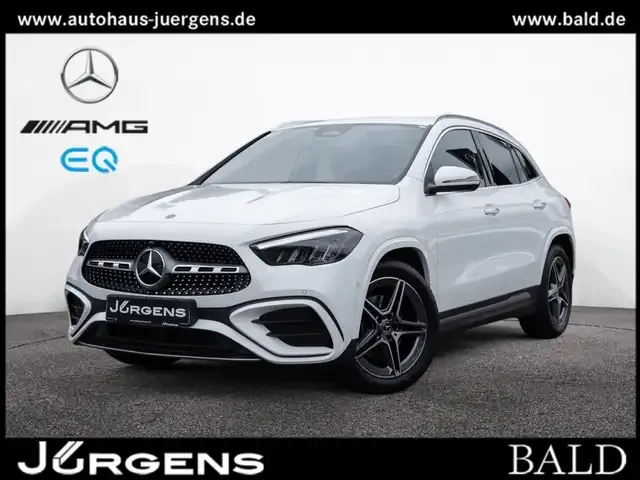 Mercedes-Benz GLA 200
