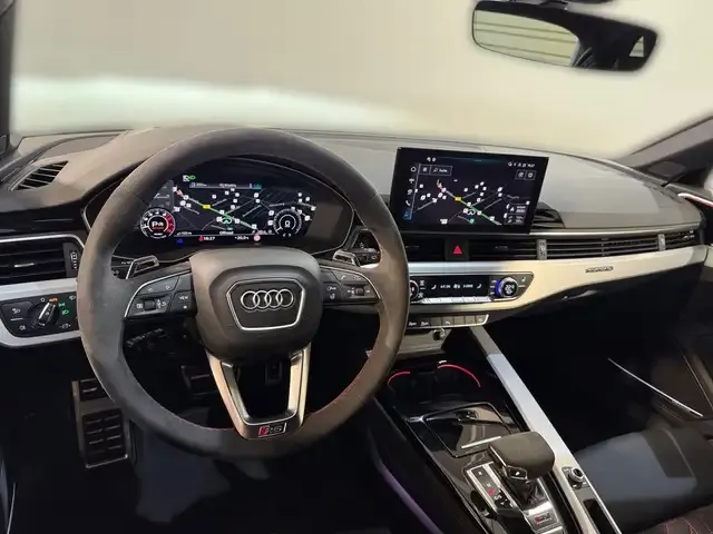 Audi RS4