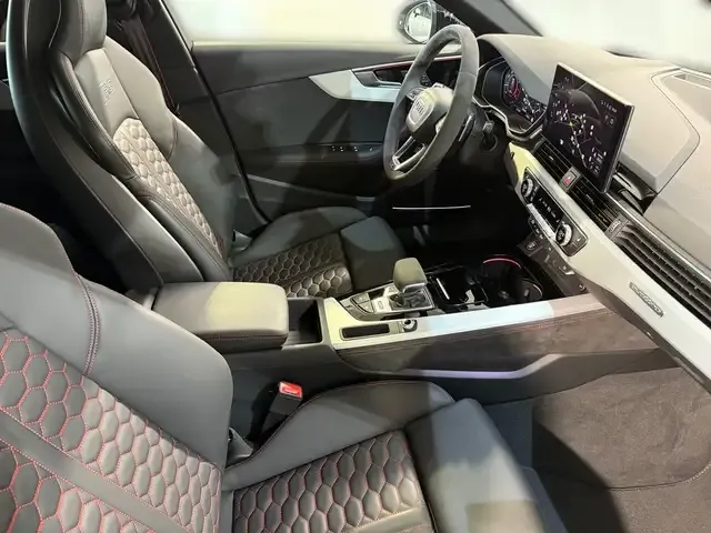 Audi RS4