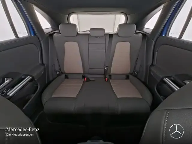 Mercedes-Benz EQA 300