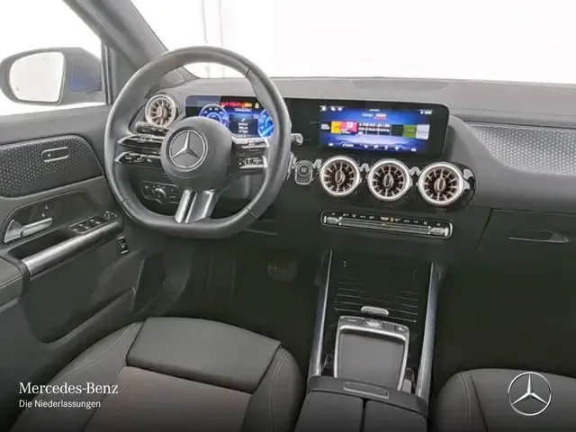 Mercedes-Benz EQA 300