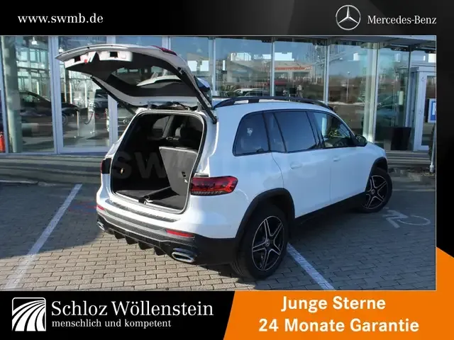 Mercedes-Benz GLB 220