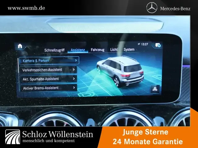 Mercedes-Benz GLB 220