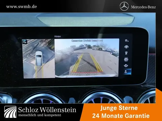 Mercedes-Benz GLB 220