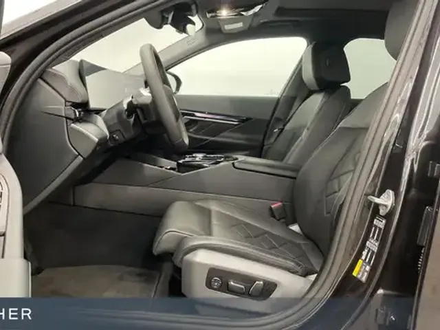 BMW i5