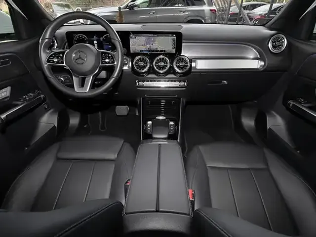 Mercedes-Benz EQB 250