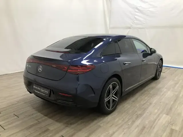 Mercedes-Benz EQE 350