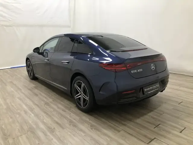 Mercedes-Benz EQE 350