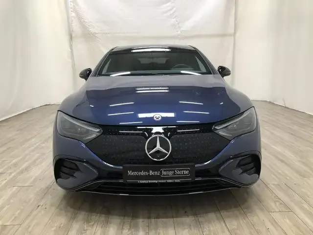 Mercedes-Benz EQE 350