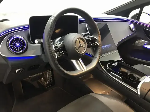 Mercedes-Benz EQE 350