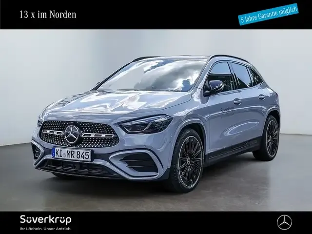 Mercedes-Benz GLA 200