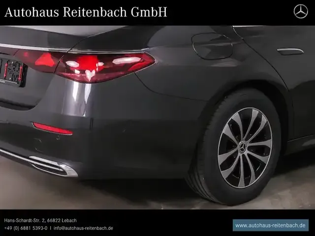 Mercedes-Benz E 200