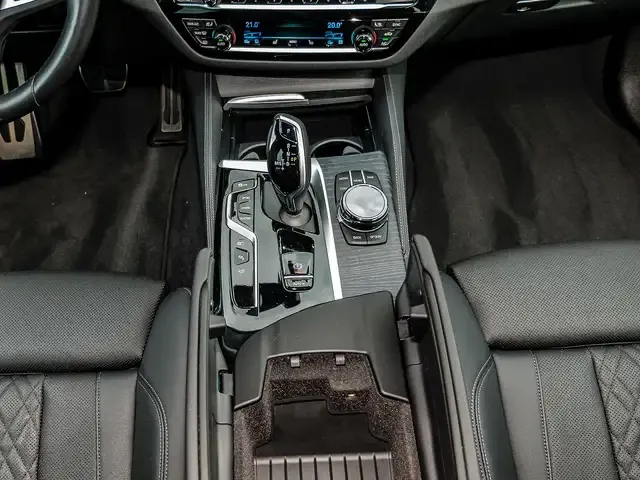 BMW 545