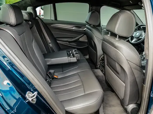 BMW 545