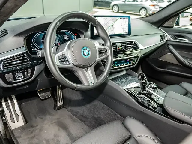 BMW 545
