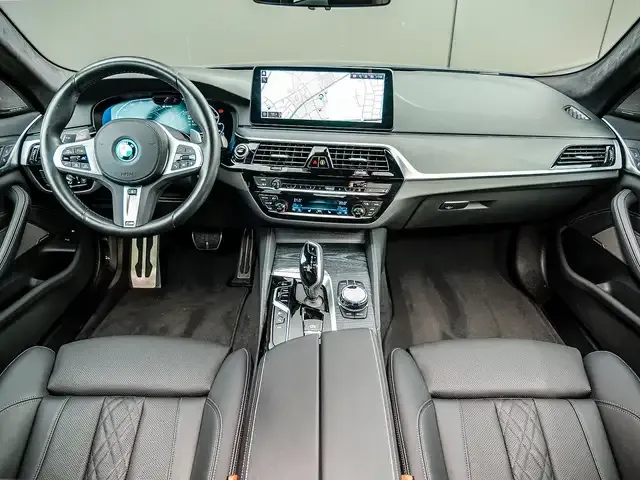 BMW 545