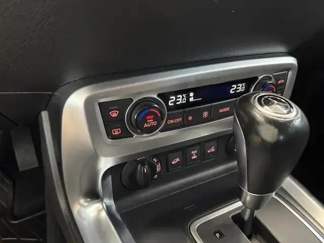Mercedes-Benz X 350