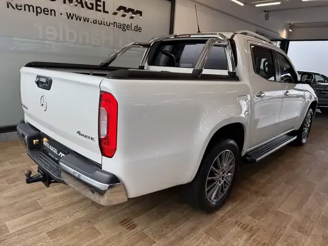 Mercedes-Benz X 350
