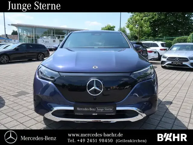 Mercedes-Benz EQE SUV