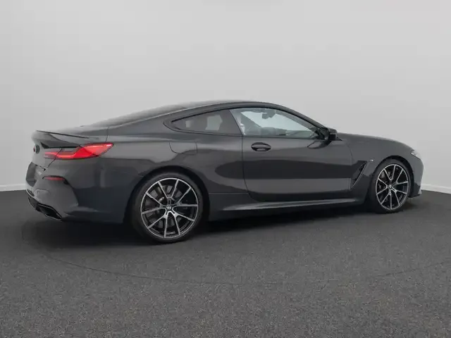 BMW M850