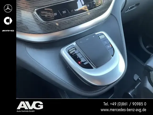 Mercedes-Benz EQV 300