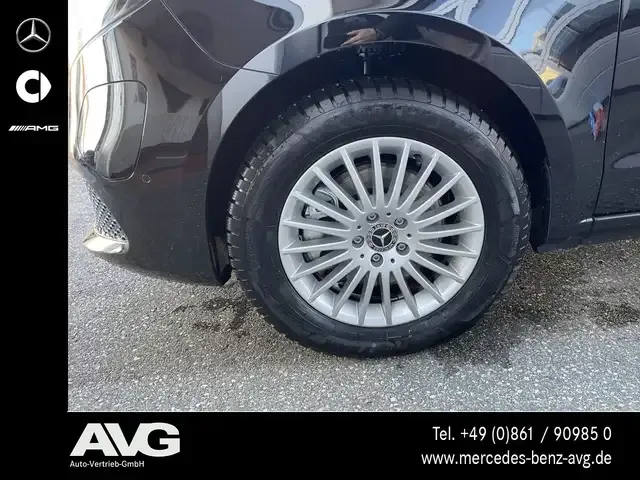 Mercedes-Benz EQV 300