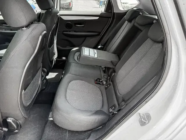 BMW 216