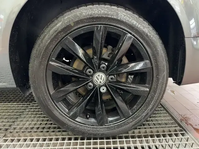 Volkswagen T6.1 California