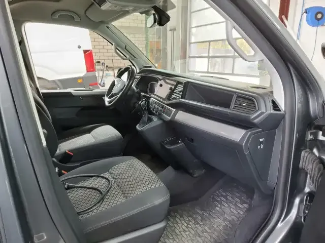 Volkswagen T6.1 California