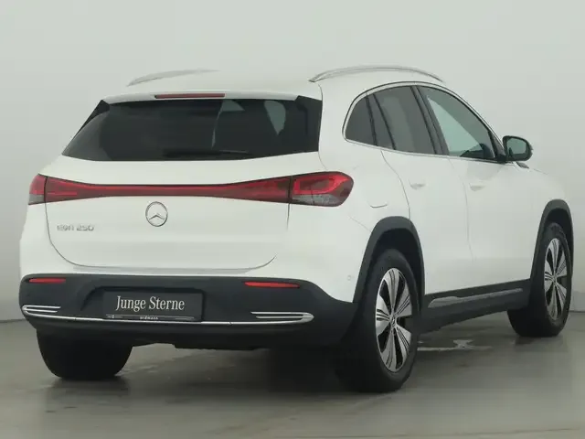 Mercedes-Benz EQA 250