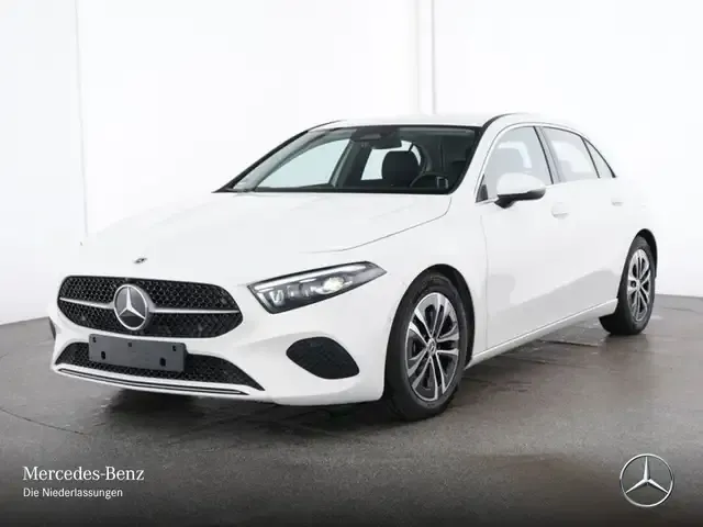 Mercedes-Benz A 220