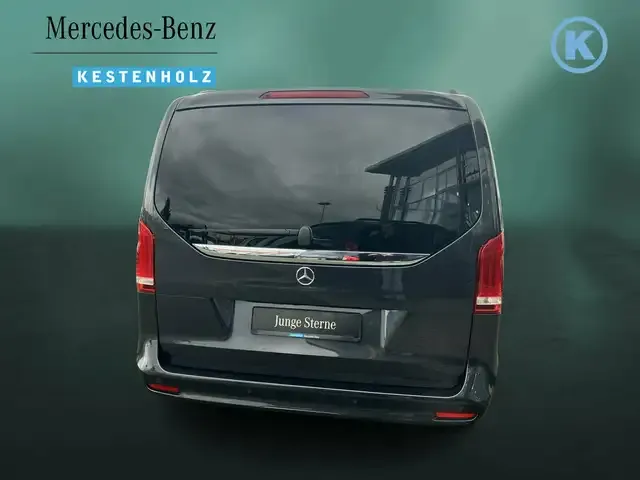 Mercedes-Benz V 250