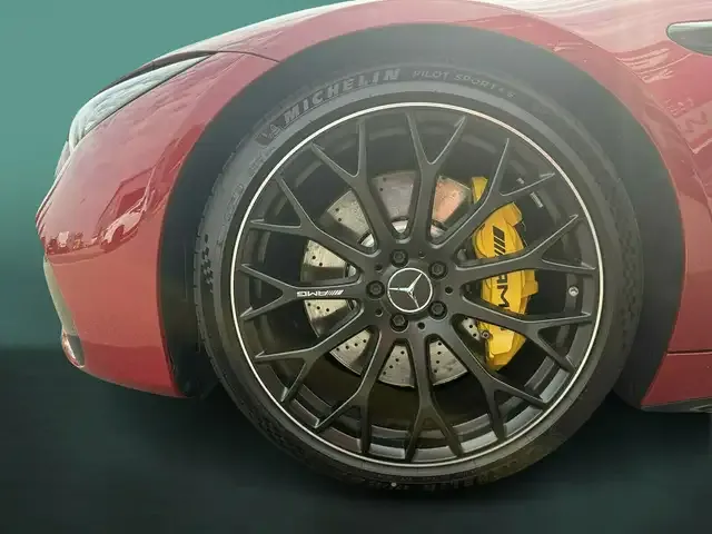 Mercedes-Benz SL 63 AMG