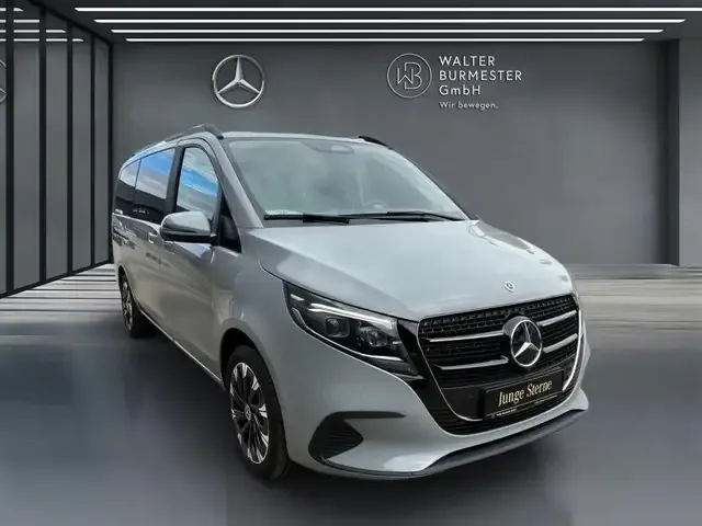 Mercedes-Benz V 250