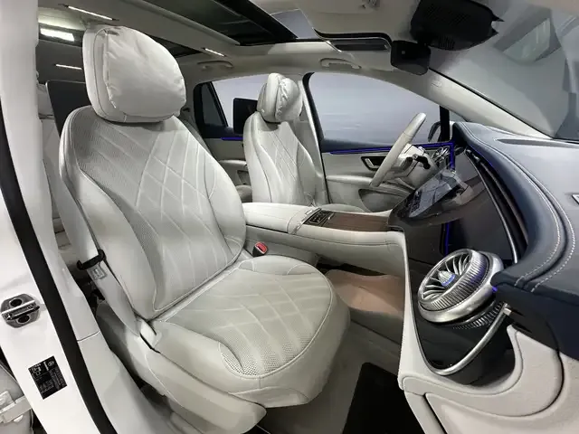 Mercedes-Benz EQS