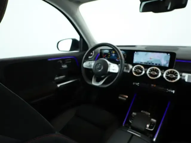 Mercedes-Benz GLB 250