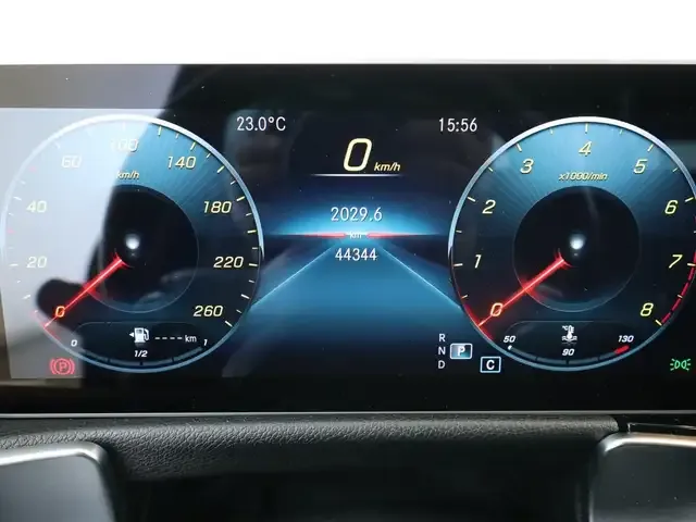 Mercedes-Benz GLB 250