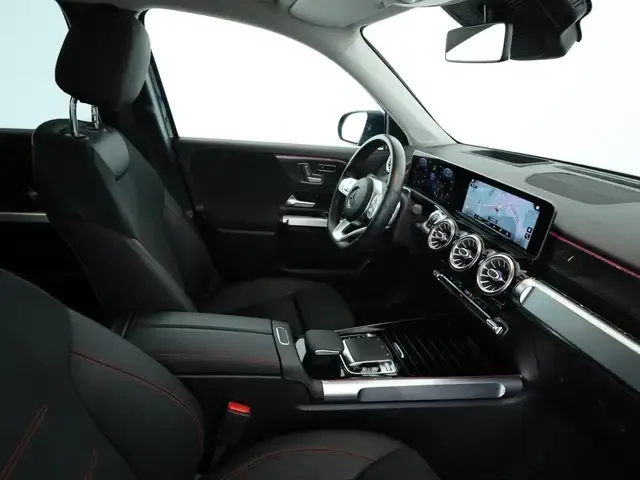 Mercedes-Benz GLB 250