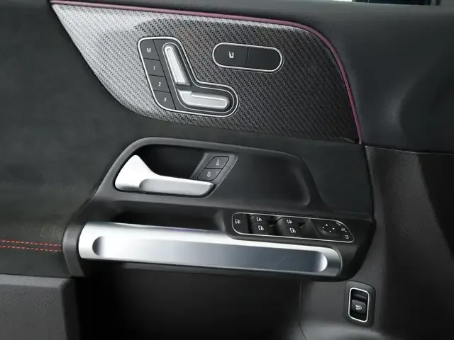 Mercedes-Benz GLB 250