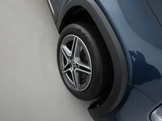 Mercedes-Benz GLB 250