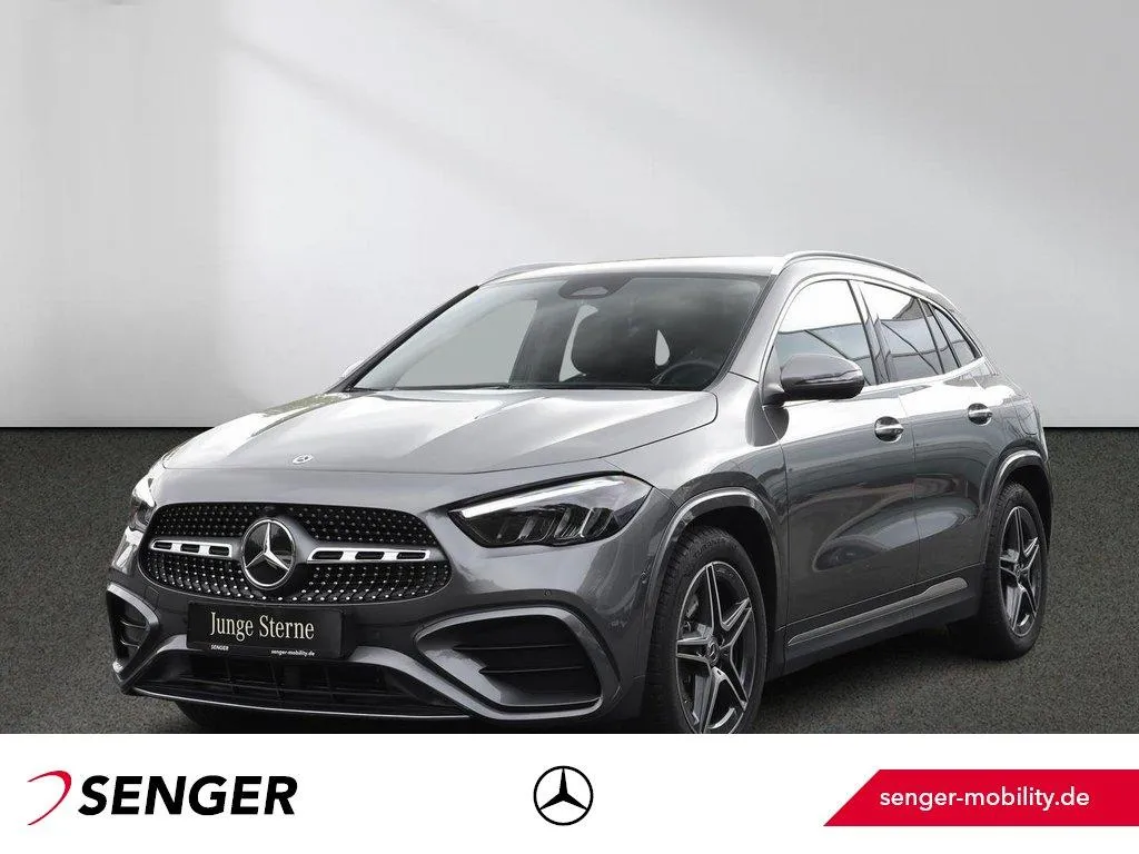 Mercedes-Benz GLA 200