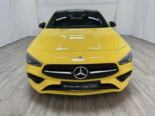 Mercedes-Benz CLA 200