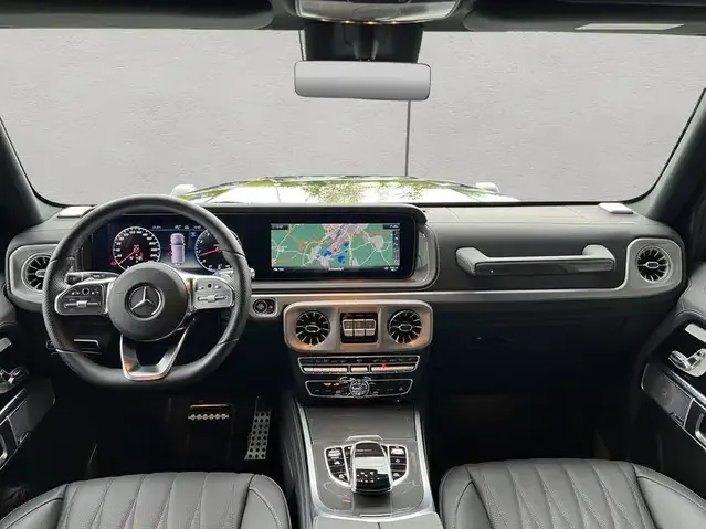 Mercedes-Benz G 500